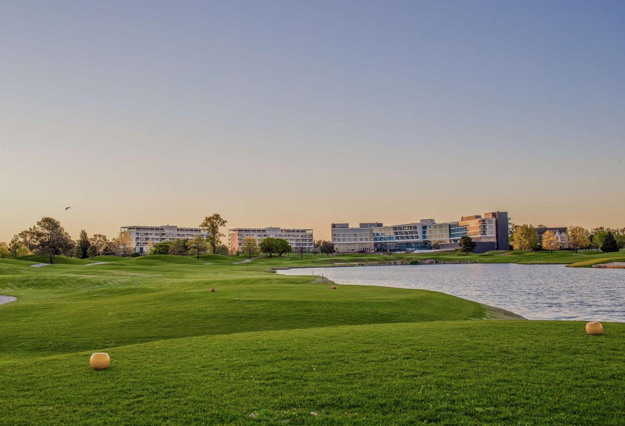 Отель Hilton Pilar Экстерьер фото